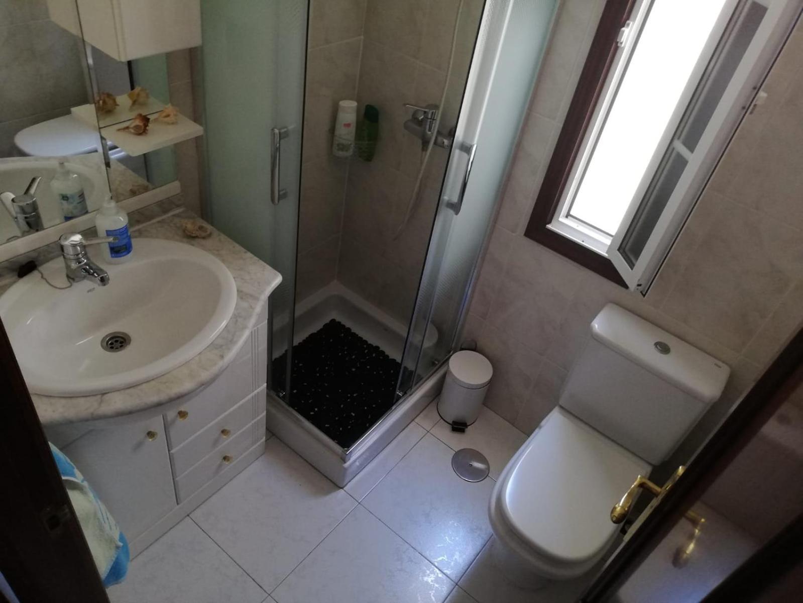 Apartamento En La Playa Ideal Para Grupos Байона Екстериор снимка